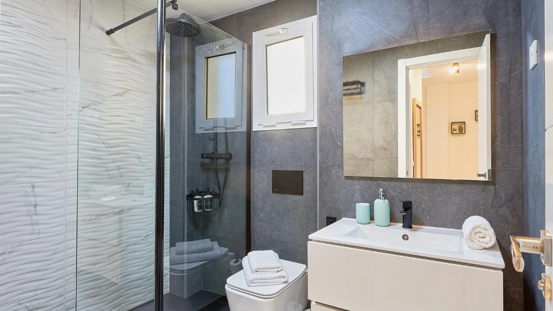 Holiday home Villa By The Beach. Pool, Priv Parking And Golf Torre de Benagalbon